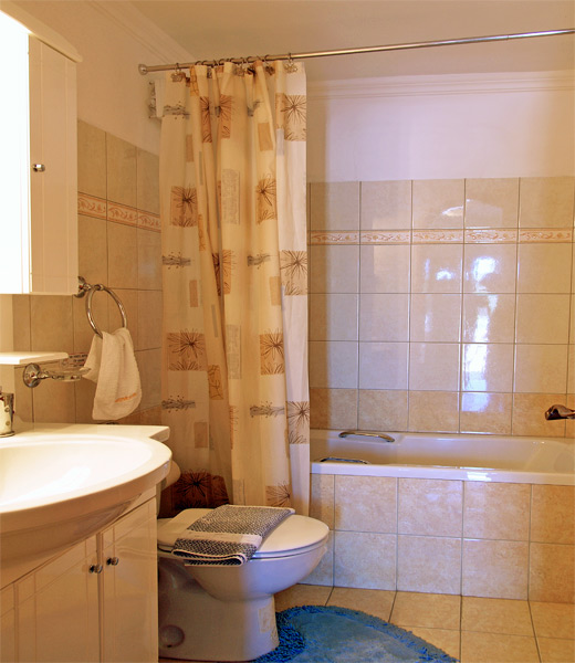 Studios Baeder-EG-Loukis